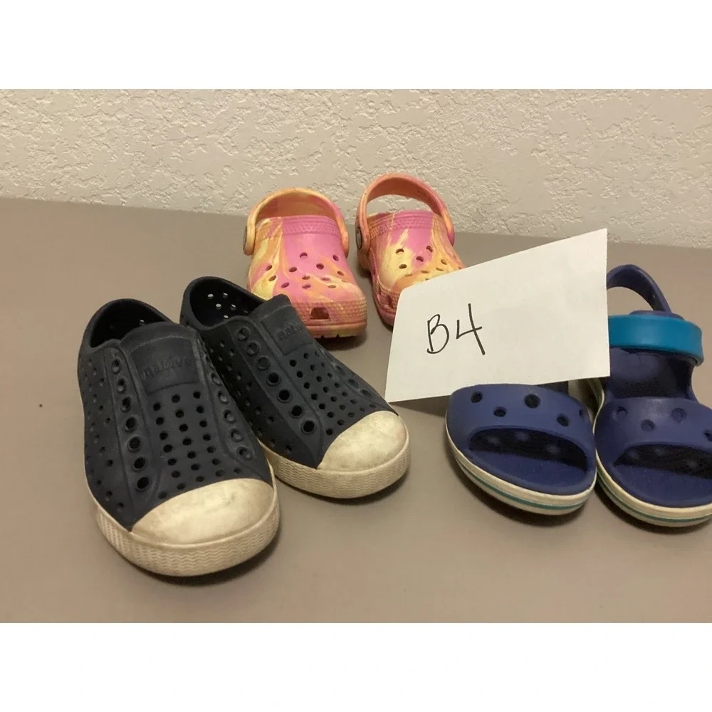 CROCS pairs shoes